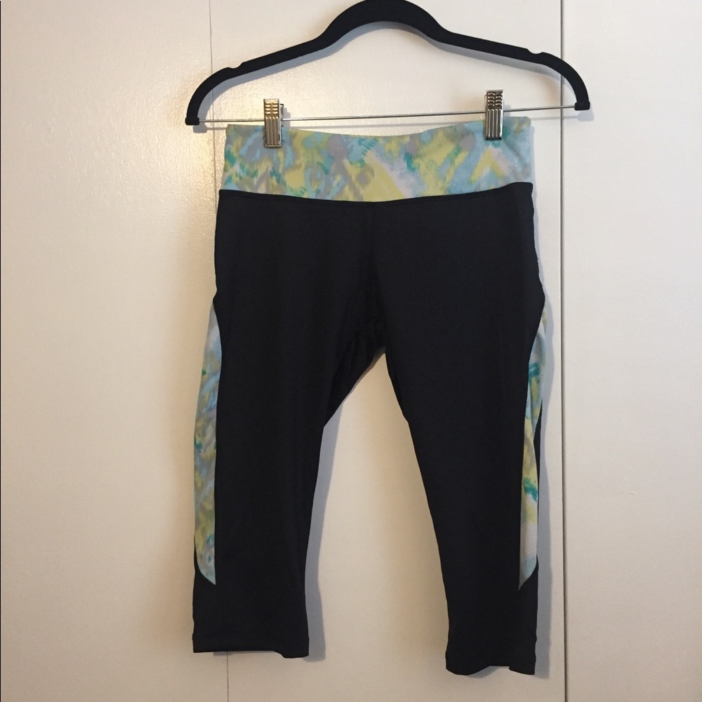 Knee length athletic pants